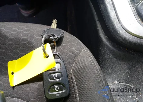 2020 Hyundai Elantra Sel z USA, uszkodzony, nr VIN KMHD84LF3LU929965